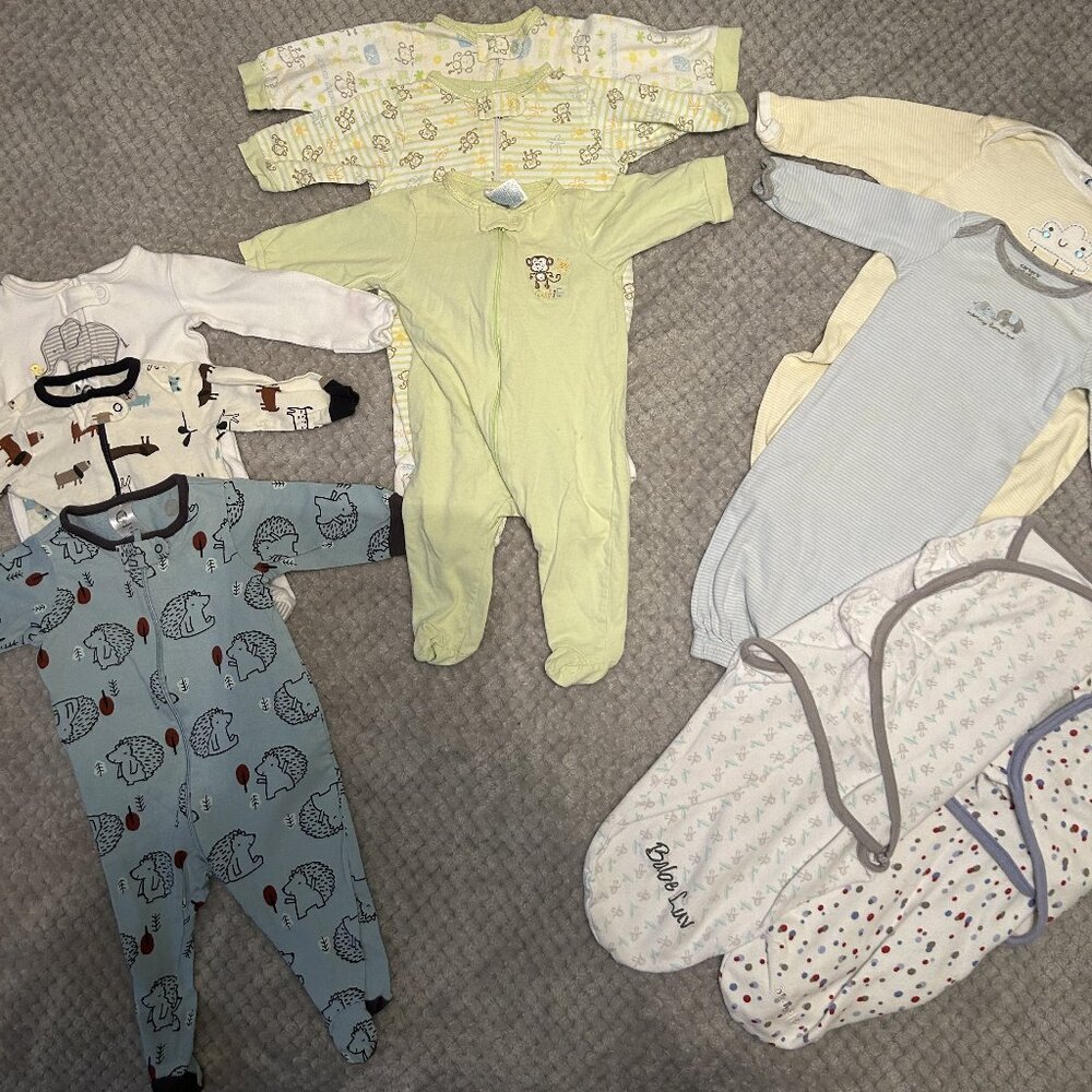 BUNDLE OF BABY BOY PAJAMAS (and swaddles!)